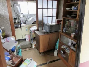 2019年2月08日 兵庫県神戸市灘区にて　６０代女性の孤独死現場　管理会社様からのご依頼　臭気はかなり悲惨な現場でもありました　