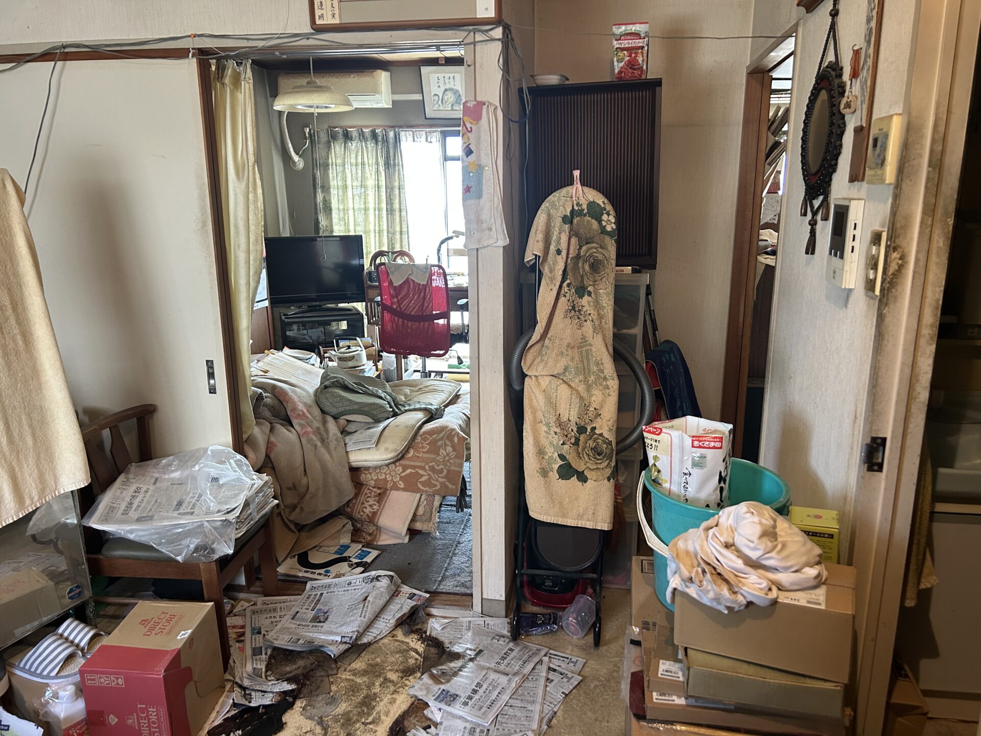 兵庫県尼崎市｜孤独死から1ヶ月後に発見された叔父様の遺品整理と特殊清掃｜姪御様よりご依頼