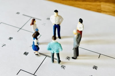 遺留品整理は誰がやる？相続人以外がすることはできる？