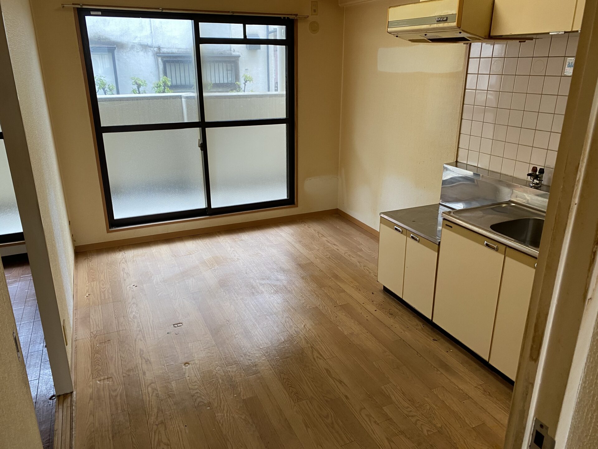 【東大阪市・遺品整理事例】2026年2月 水回りの汚れがひどいお部屋　徹底清掃まで対応